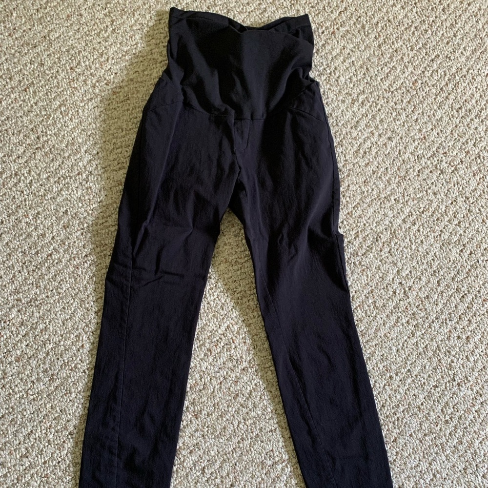 Motherhood Maternity black dress pants (S)